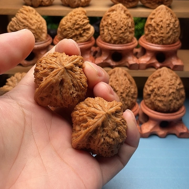 嘿****把件文玩核桃南将石040