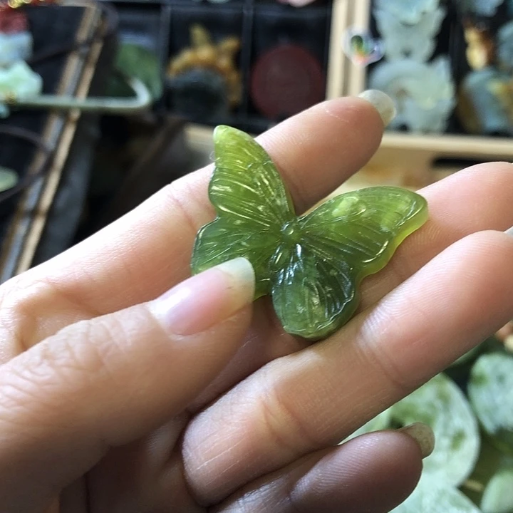 岫玉未镶嵌岫玉挂件