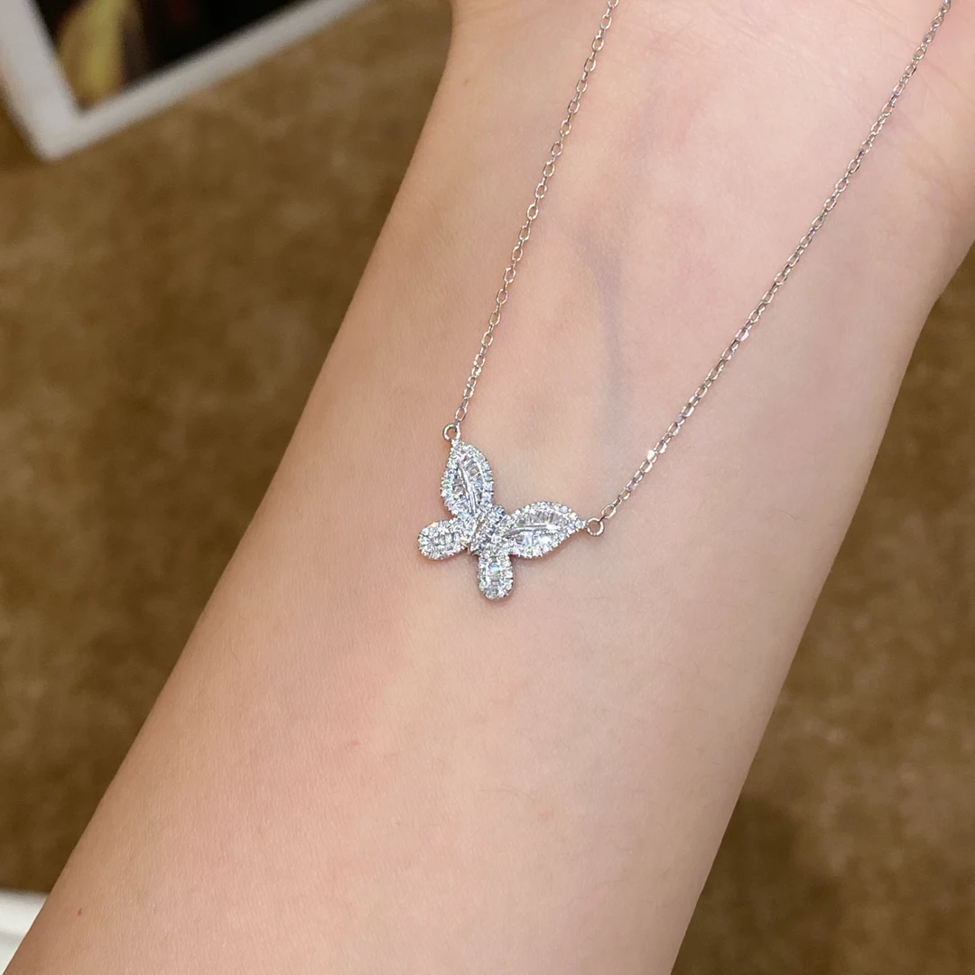 【千盟珠宝】重金 梯方蝴蝶项链 ZSXL0513