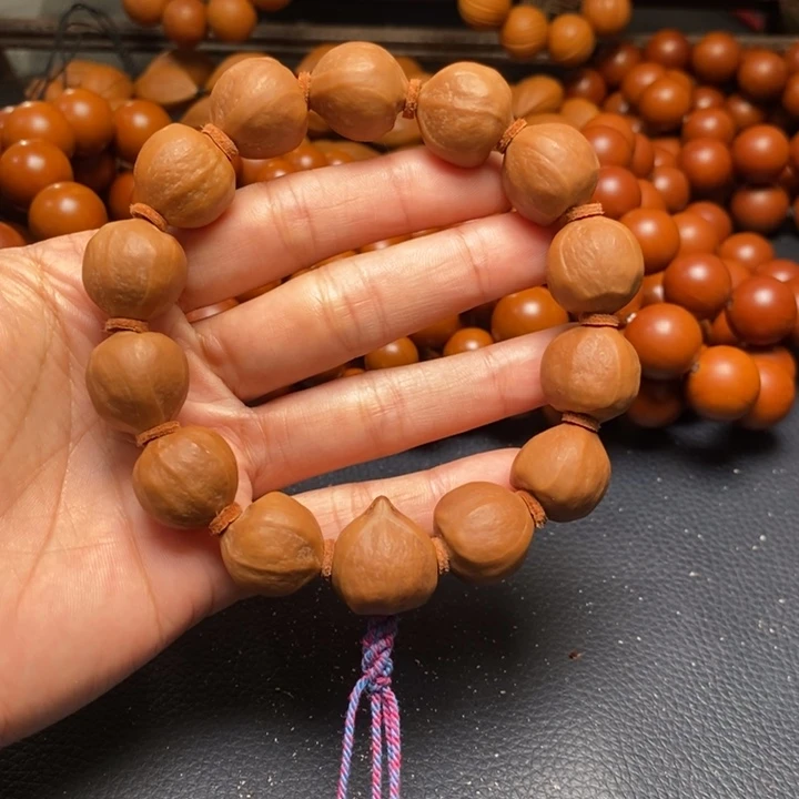 吊坠橄榄核1.7尺寸蜜桃臀