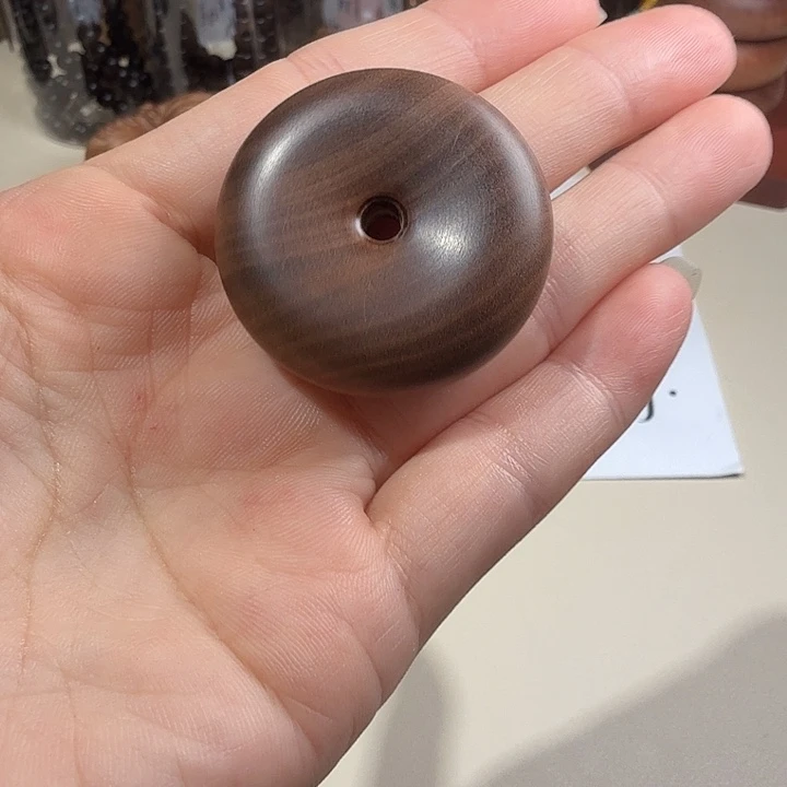 檀香木印度迈索尔老山檀香黑肉精工平安扣全品