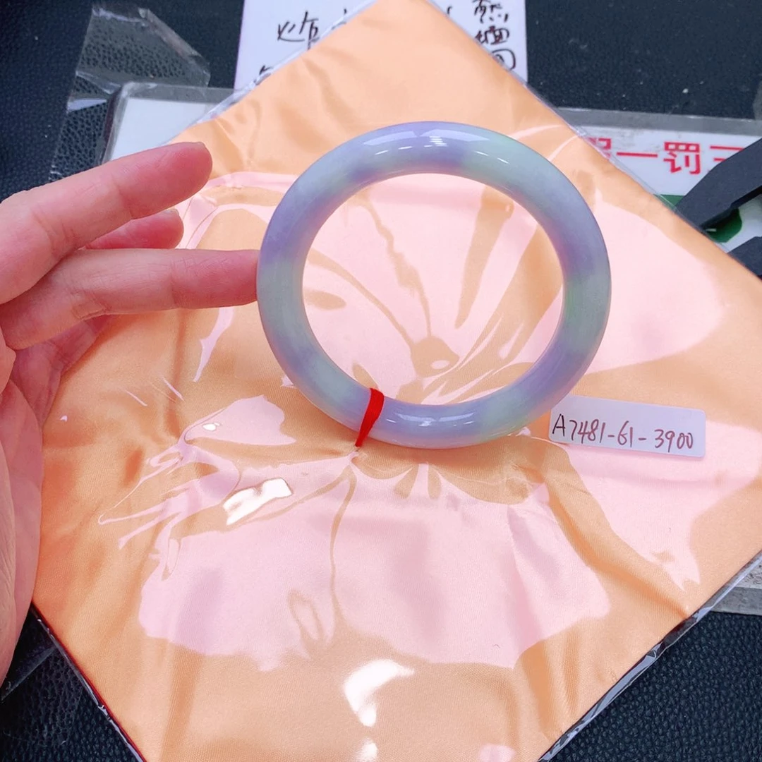 未镶嵌手镯翡翠缅甸翡翠手镯