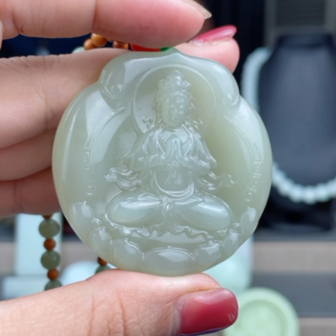 【闪购商品】颈饰未镶嵌和田玉