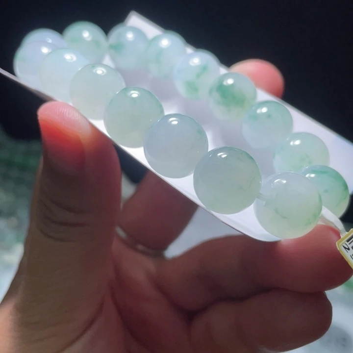 未镶嵌定制翡翠翡翠卡13
