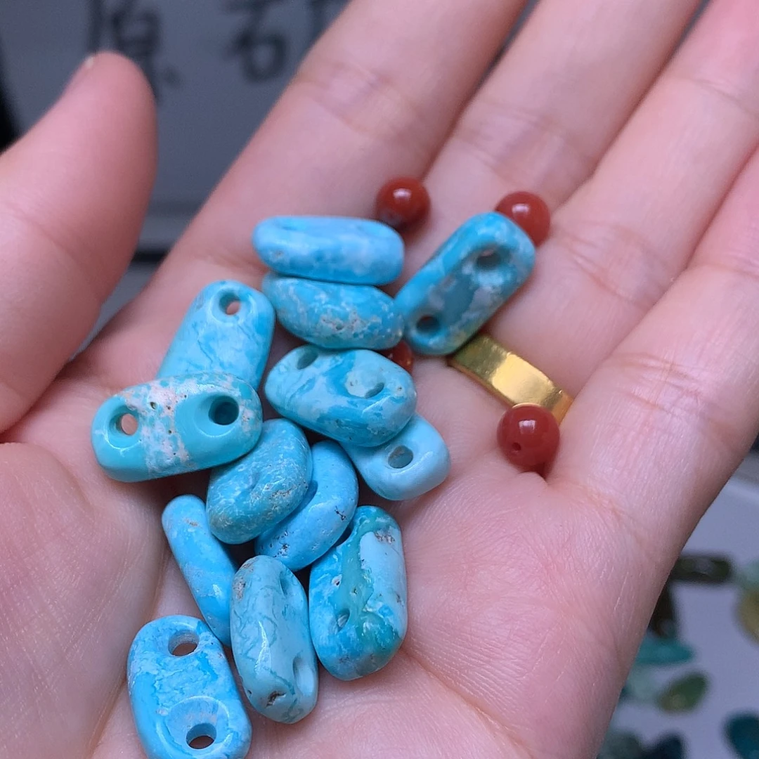 水***咚南红玛瑙未镶嵌珠宝奇石