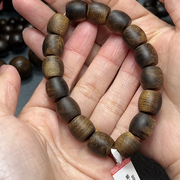 沉香手串陈**金白棋留疤