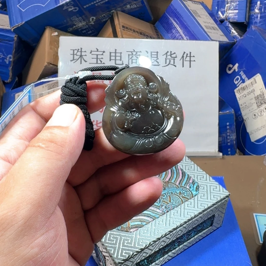 和田玉（糖玉）未镶嵌颈饰