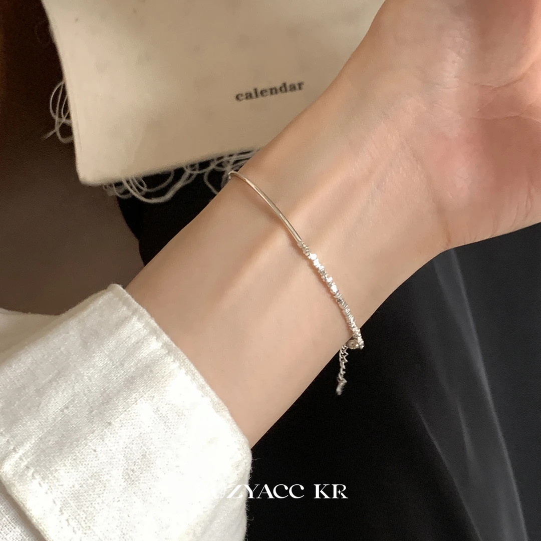 Suzyacc Kr 925银手链 碎银弯管纤细手链DC0277