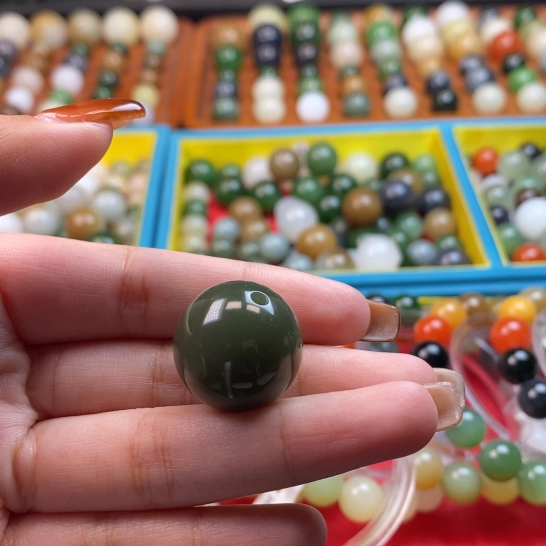 ****和田玉未镶嵌珠宝奇石福利沙枣青单珠z20