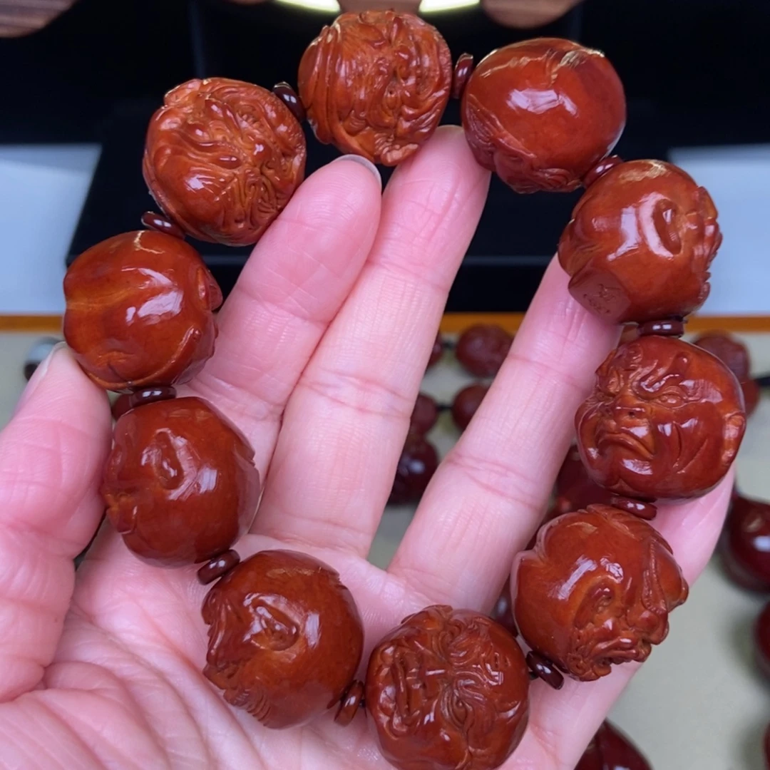 橄榄核吊坠恶罗汉