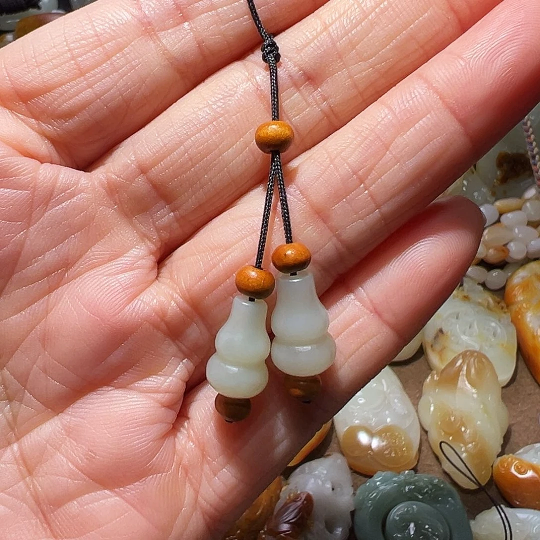 和田玉颈饰未镶嵌用****3