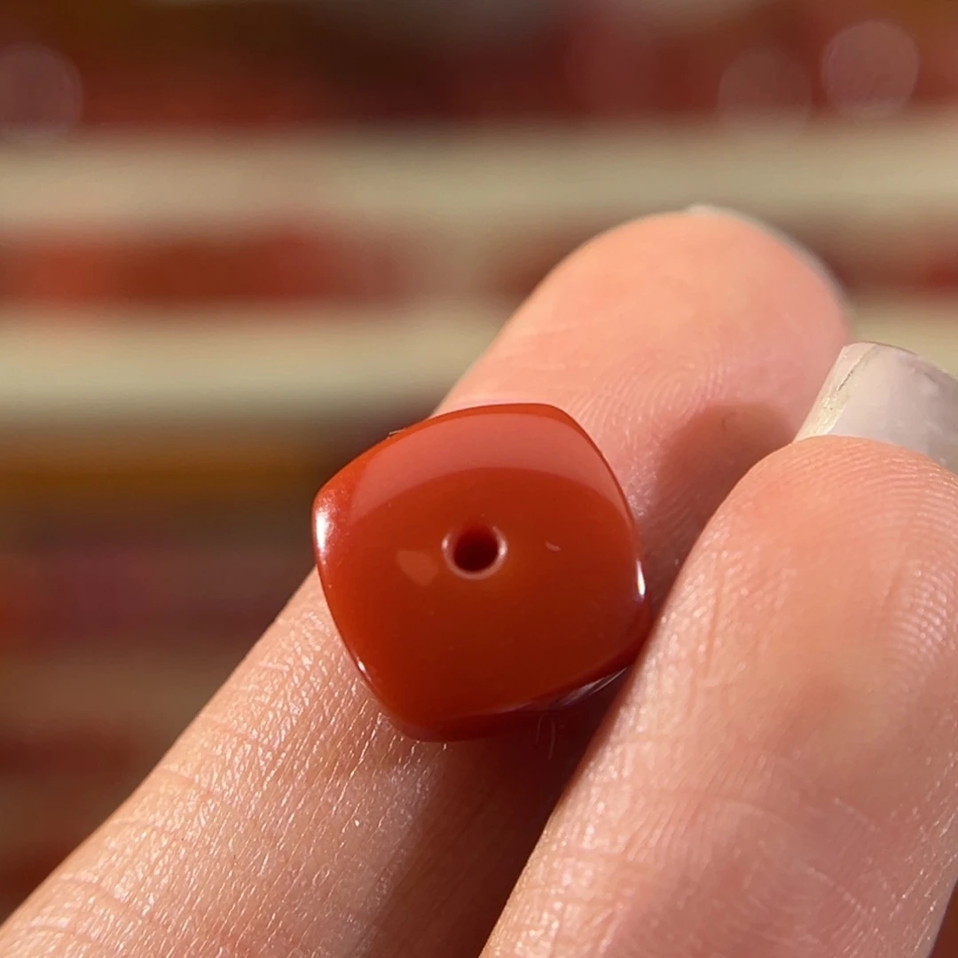 南红玛瑙未镶嵌方扣 10.7x5.2mm 不退换
