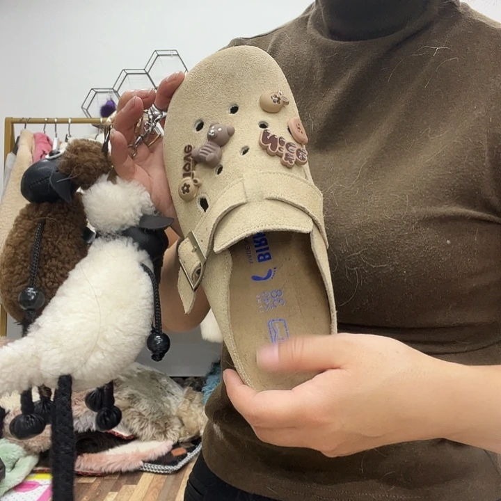 毛线牛皮拖鞋米色36码