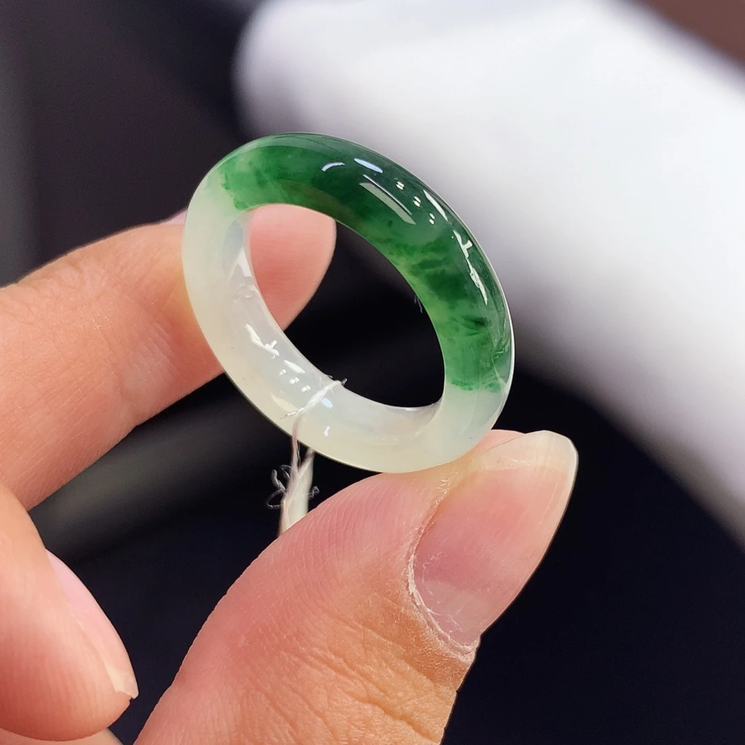 翡翠未镶嵌戒指15号