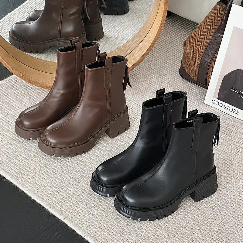 圆头粗高跟短靴女2025秋冬新款马丁靴百搭厚底瘦瘦靴小个子骑士靴