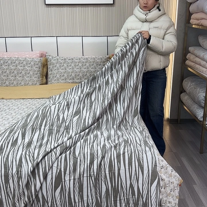 60全棉色织大提花面料1米