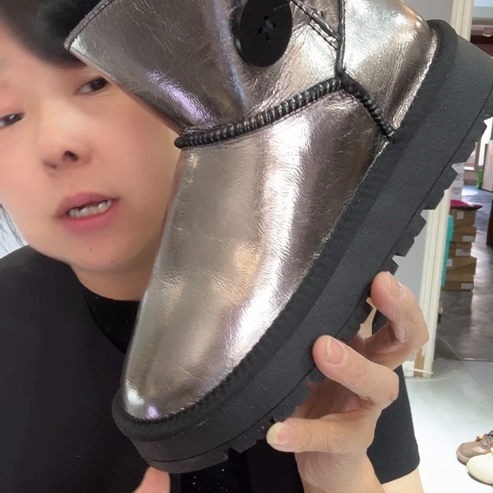 二层牛皮革牛剖层皮革3352亮皮枪色3999999999