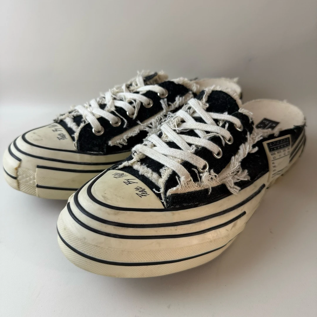 99新  42码 xVESSEL黑白 公价1809 篮球鞋编号6525 二手不退换