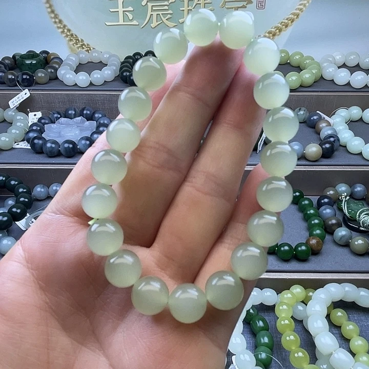 未镶嵌手链和田玉