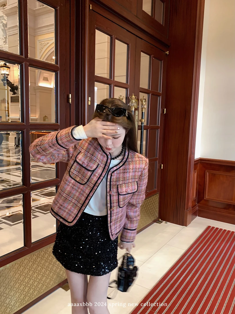 aaaaxbbb 半冷西海岛 粉棕格纹羊毛小香风外套短款气质上衣-折扣