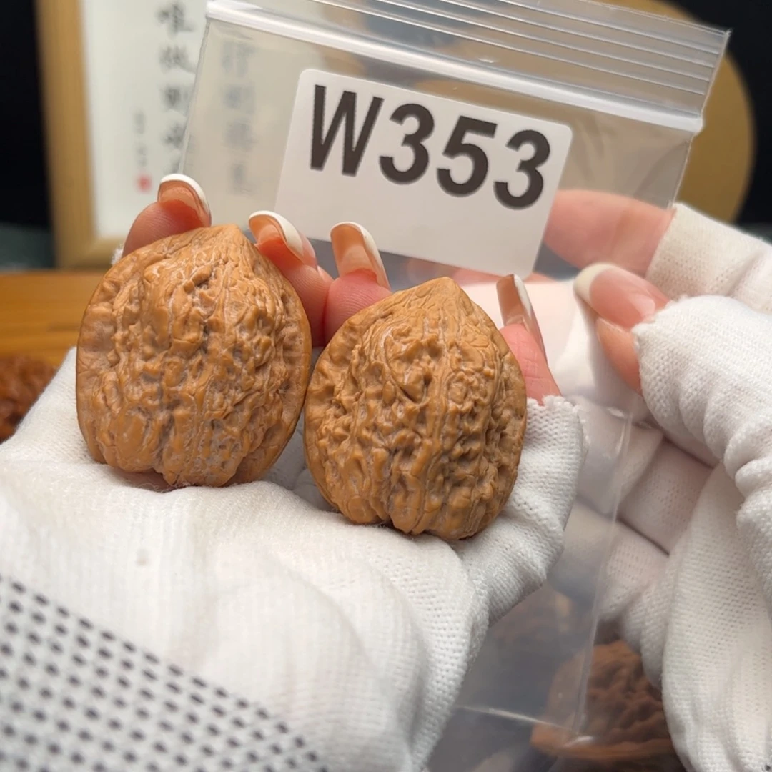 文玩核桃把件37金钱豹w 353