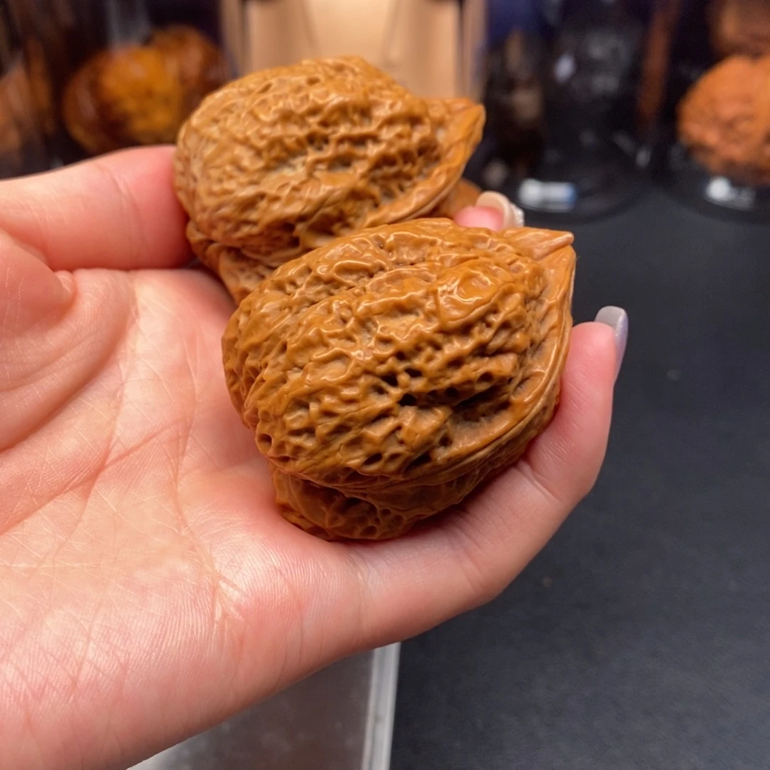 文玩核桃把件蛤蟆头