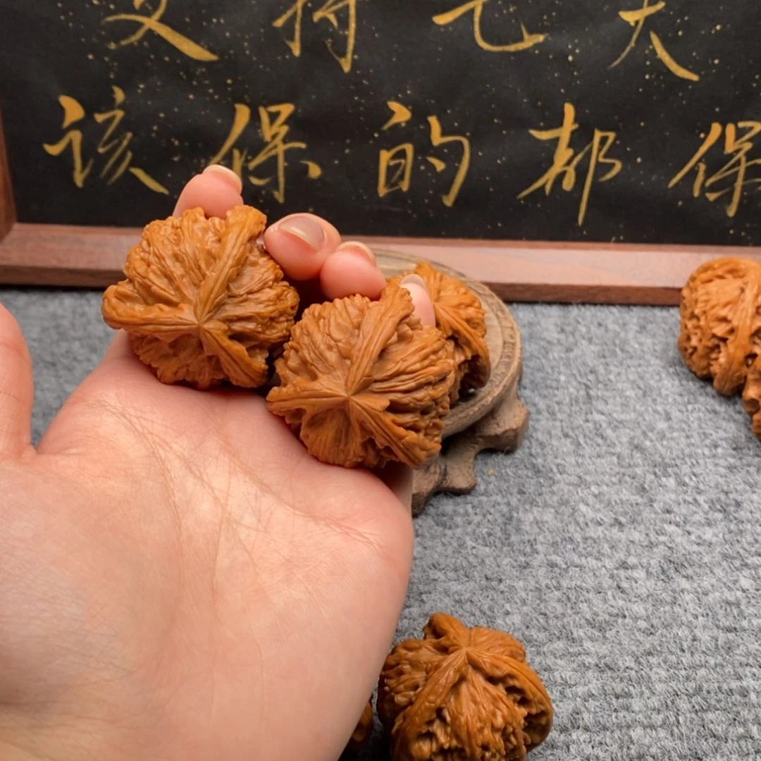 【闪购商品】吊坠文玩核桃寂***榔