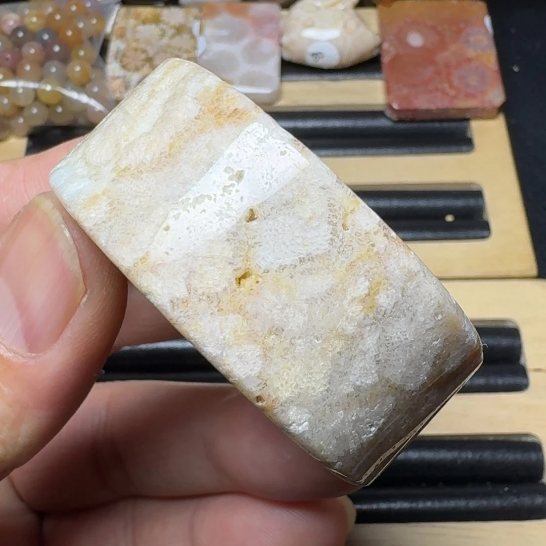 硅化玉纯天然色有机玉石手镯芯未镶嵌