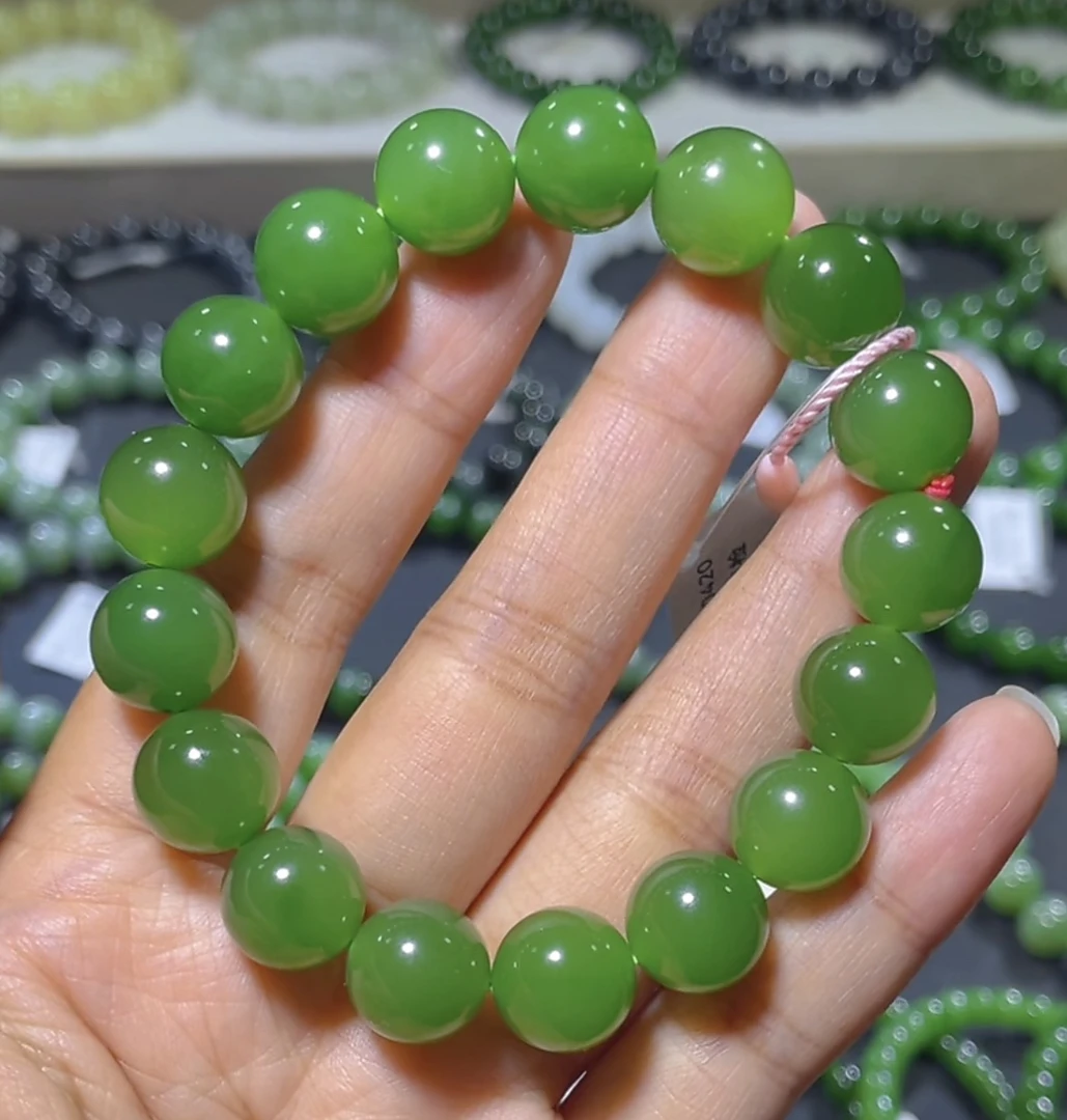 【藏品级】天然和田玉俄碧高冰特细果阳绿无暇手串12mm满绿满色