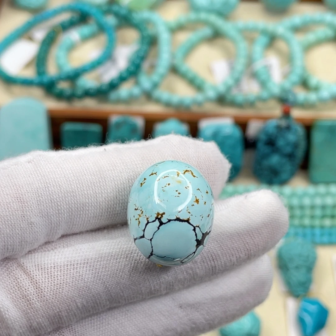 绿松石未镶嵌挂件