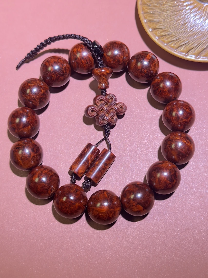 印度小叶紫檀1.5爆满瘤疤毕业级