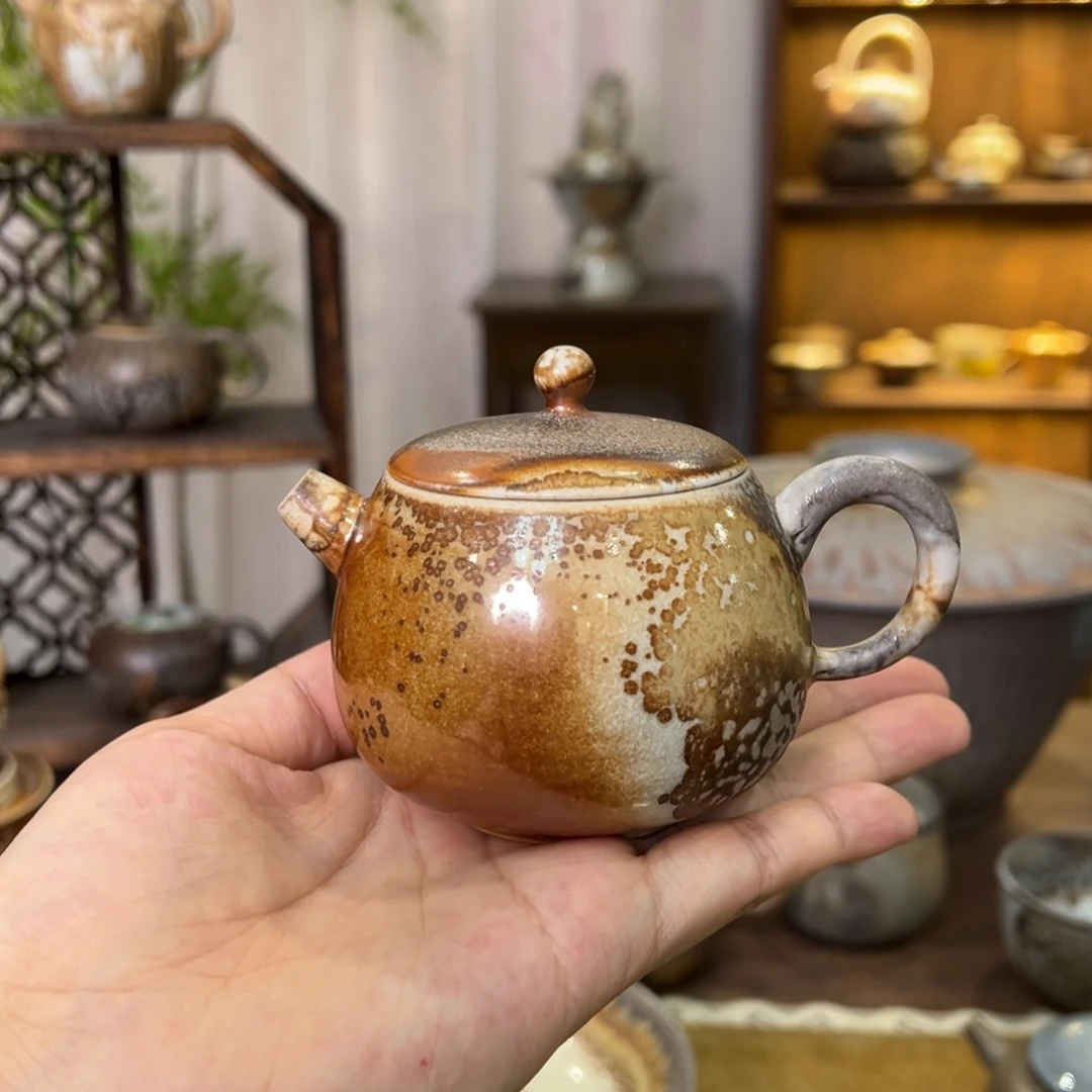 不染柴的精品手工壶
