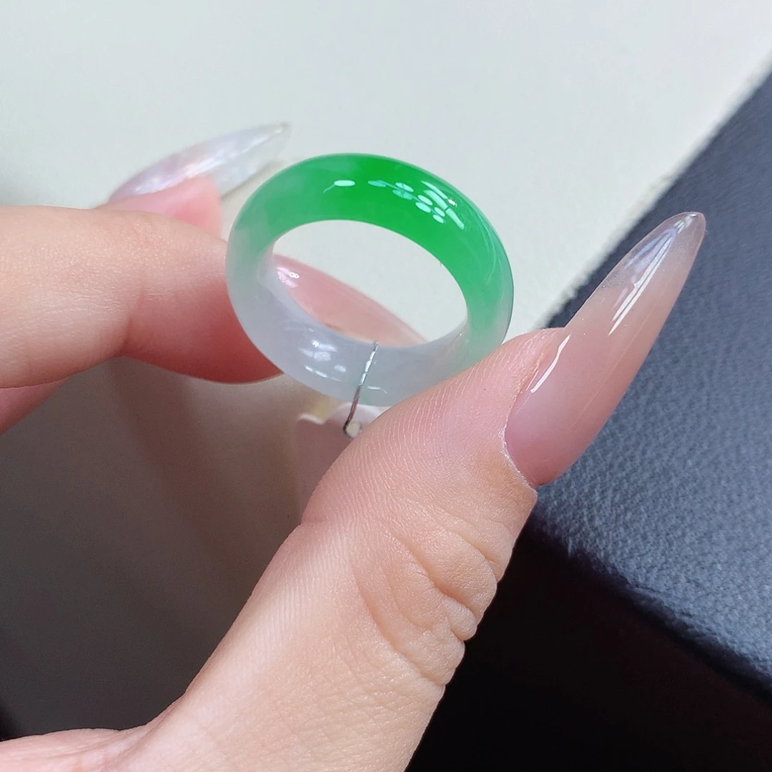 翡翠未镶嵌戒指13号