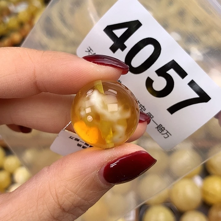 蜜蜡未镶嵌珠宝奇石20.2