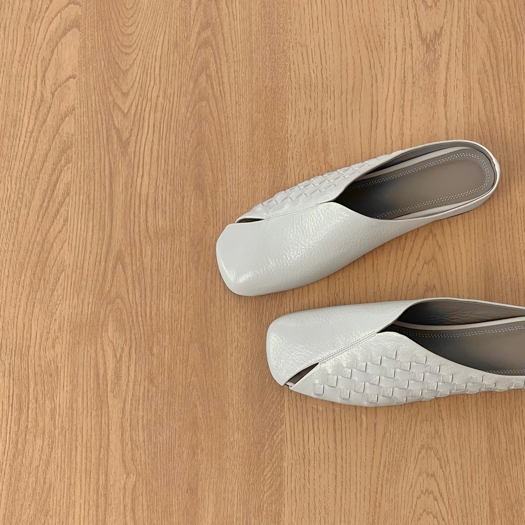 HUSSLOVE 头层羊皮·跟高3.5CM·百搭编织拼接透气包头内增高半拖女