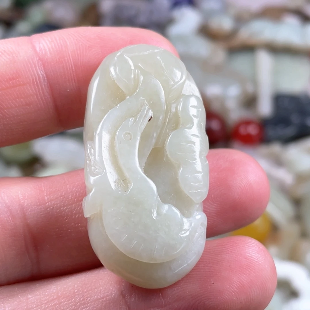 和田玉（糖玉）颈饰未镶嵌