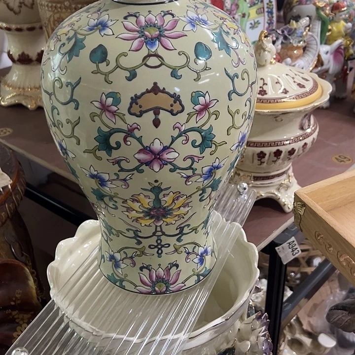 瓷片瑕。。。。。。。。。。。。。。