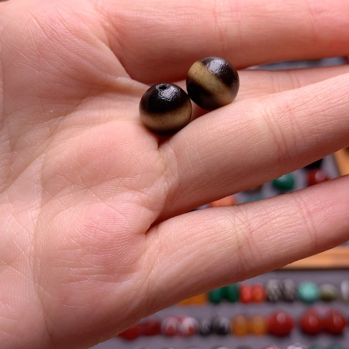 玛瑙/玉髓颈饰未镶嵌晨*