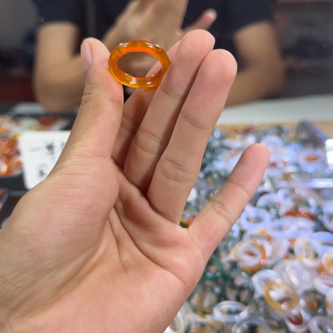 玛瑙/玉髓戒指未镶嵌4号19 圈有瑕疵买三送一