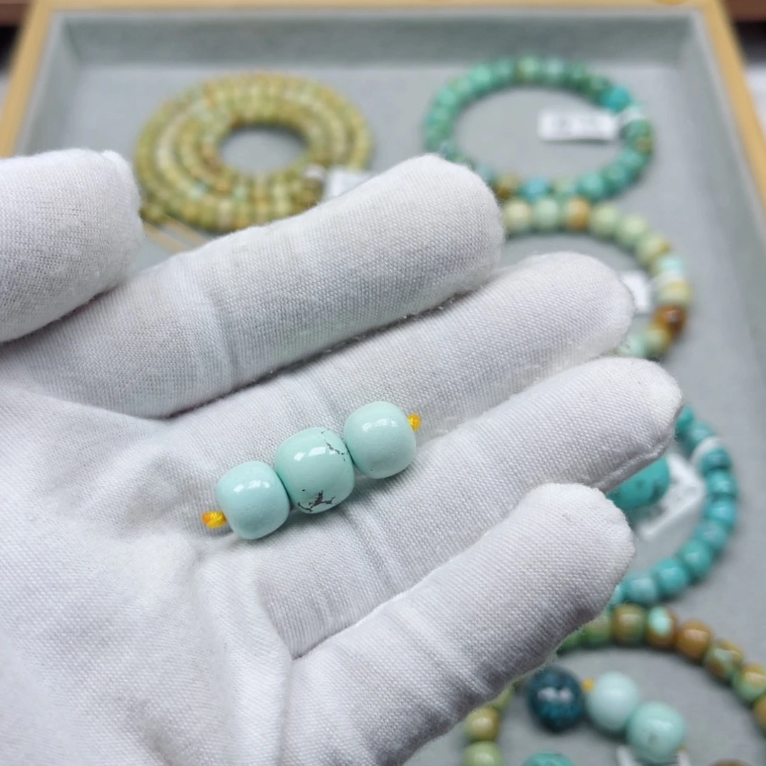 绿松石未镶嵌挂件