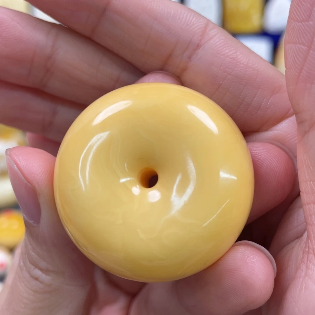 蜜蜡裸石未镶嵌琥珀蜜蜡扣子