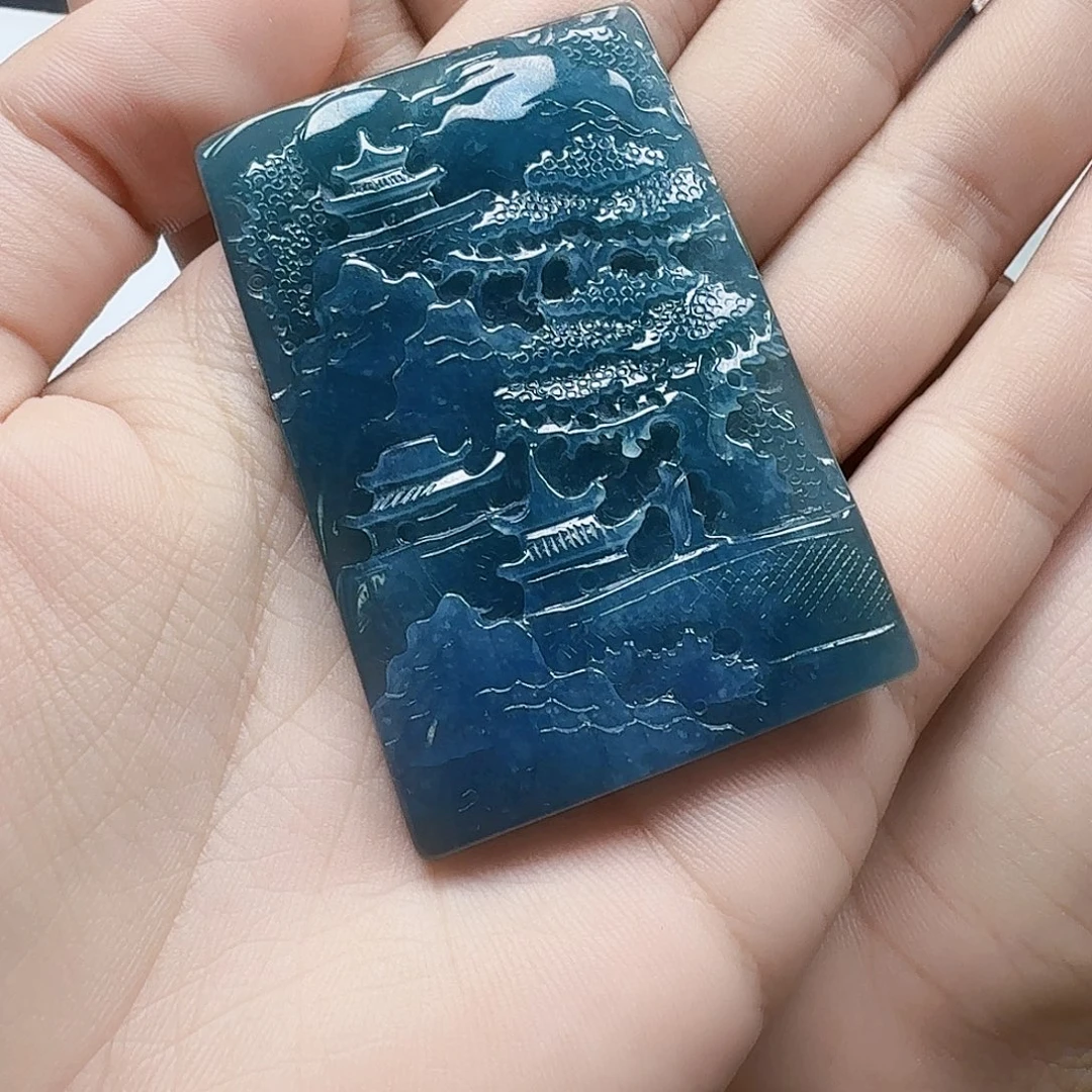B***n翡翠未镶嵌颈饰天然翡翠直播闪购