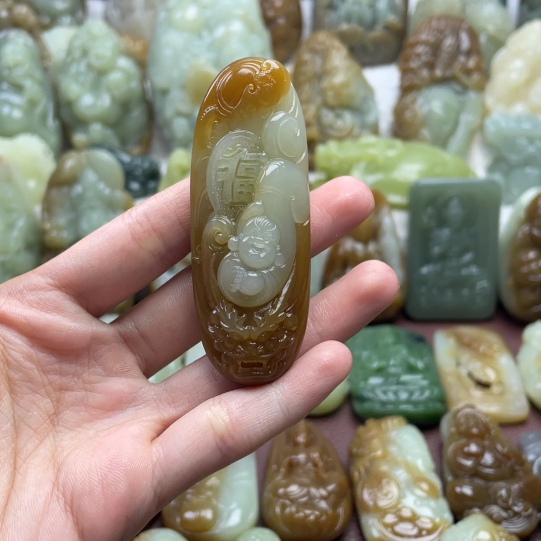 和田玉未镶嵌颈饰