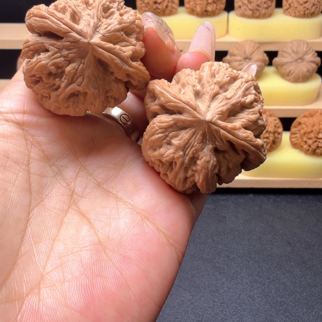 文玩核桃吊坠全品42尺粗筋