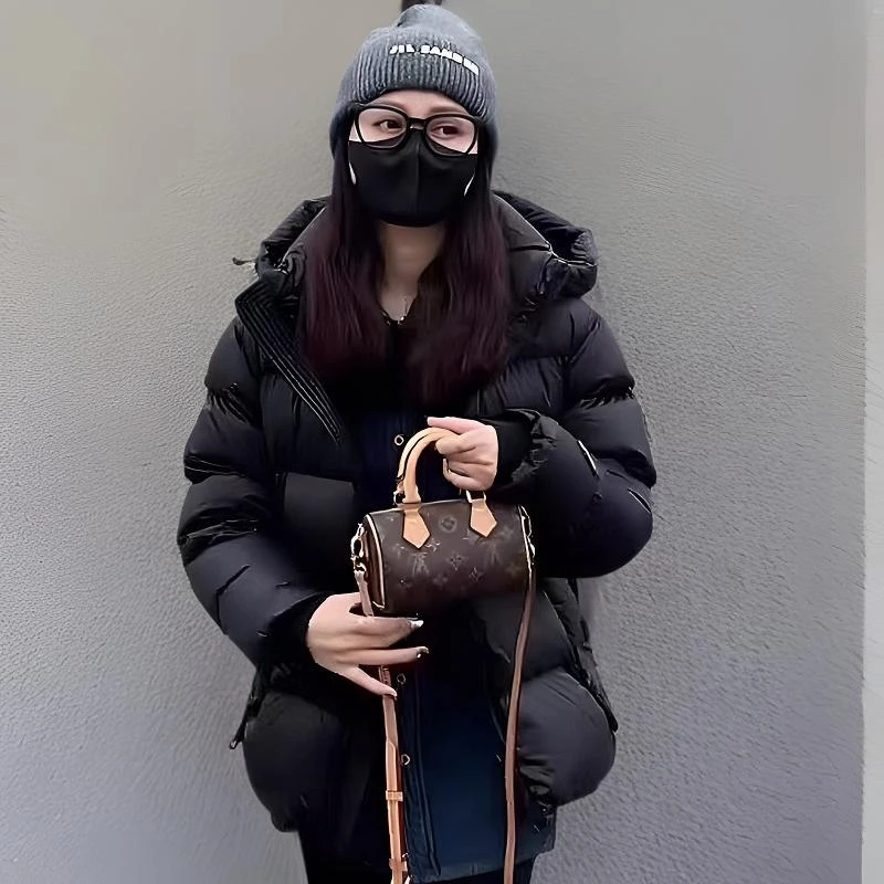 情侣短款棉服女2025年冬季新款爆款男女加厚宽松棉衣黑色棉袄外套