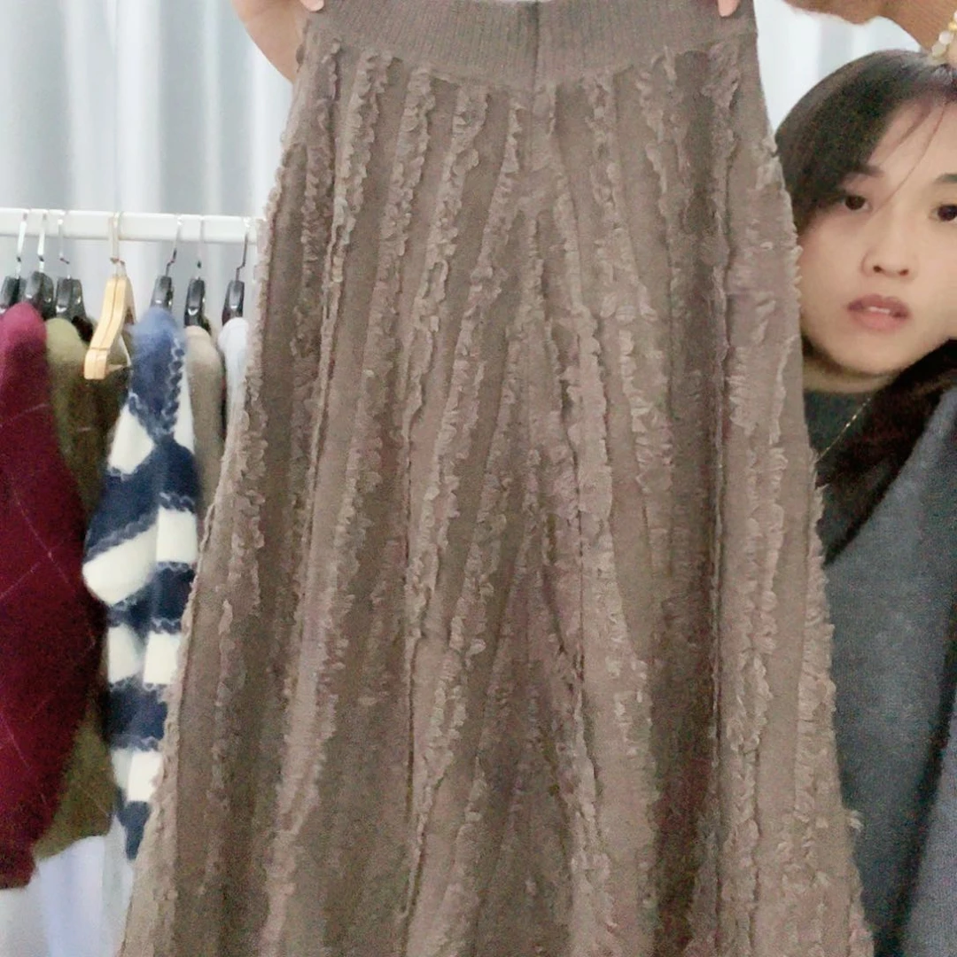 111111111咖色111111111