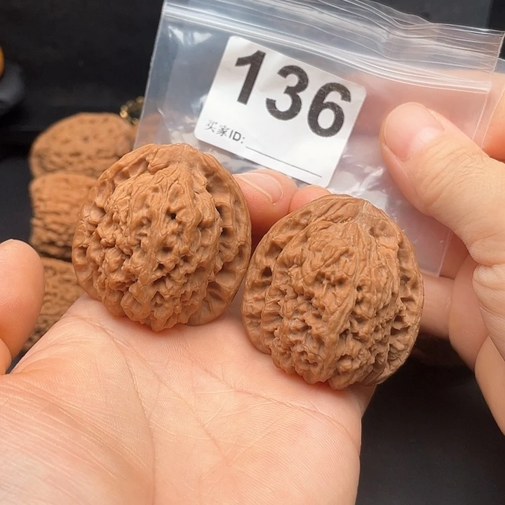 文玩核桃把件南疆41