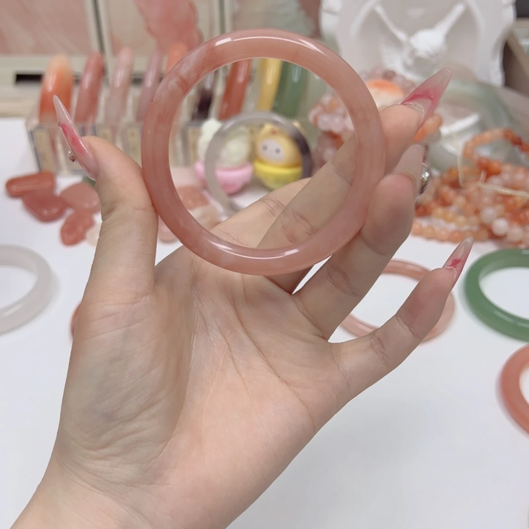 *****石英质玉未镶嵌手镯