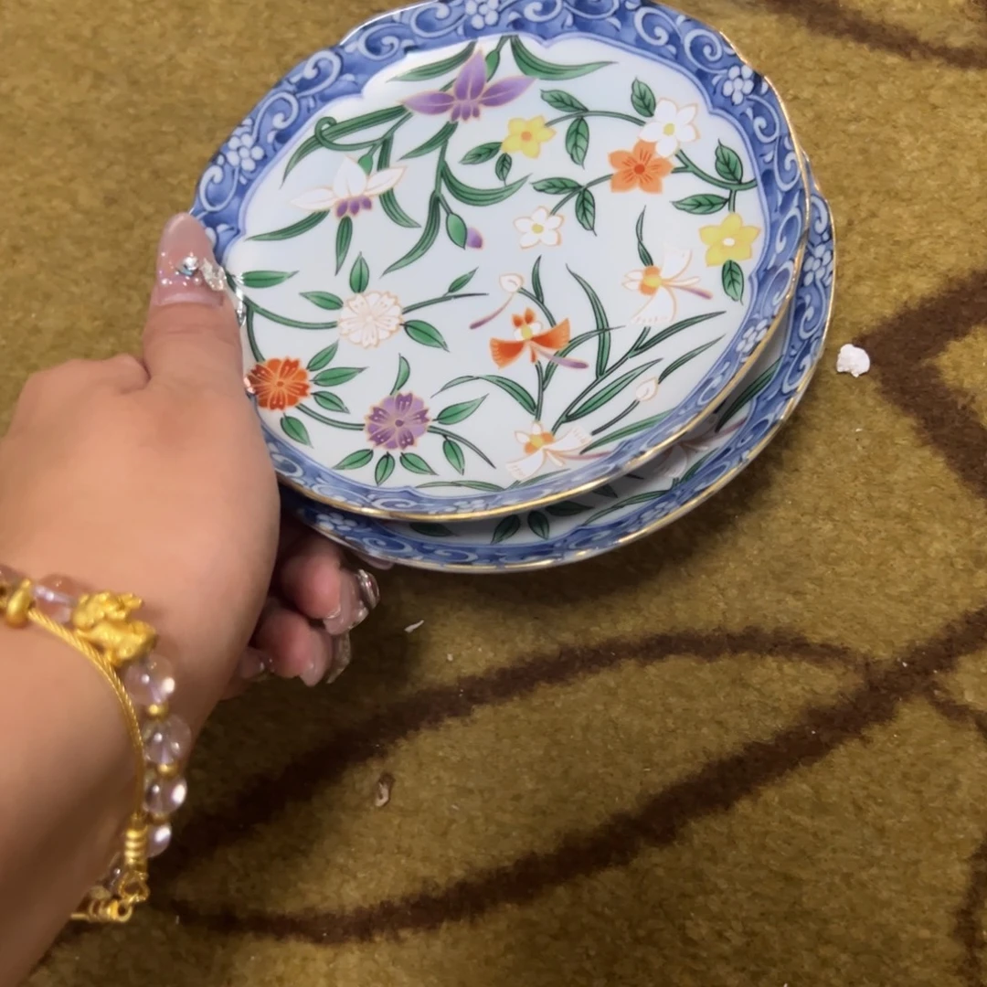 王***柔文锦阁瓷器商行直播中