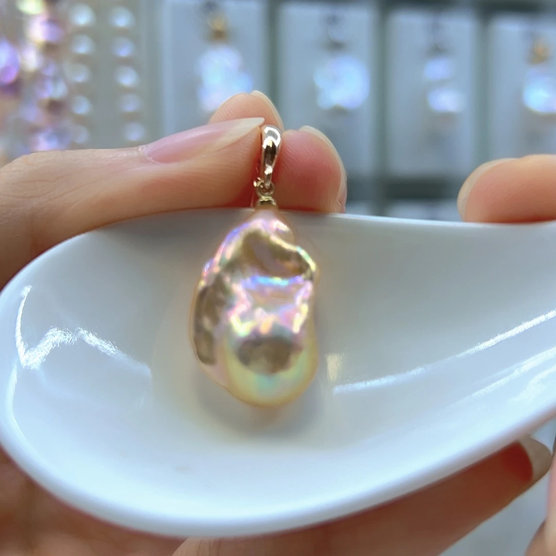 未镶嵌淡水珍珠颈饰1